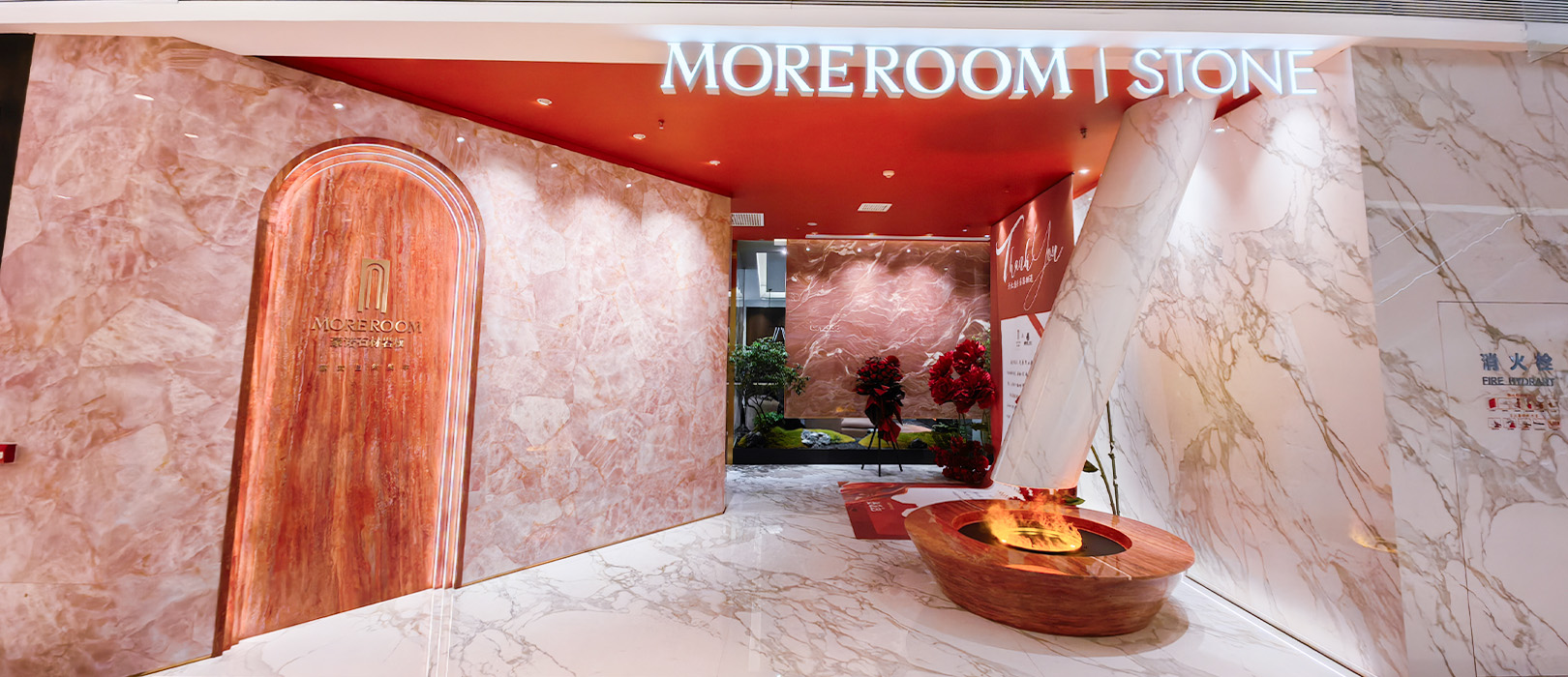 MOREROOM STONE large format stoneware applied in modern architecture and interiors